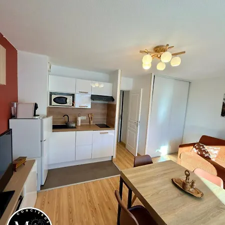 La Foux, Cozy 3-bedroom Apartment, Exceptional Vue Ps 213 Apartment Allos